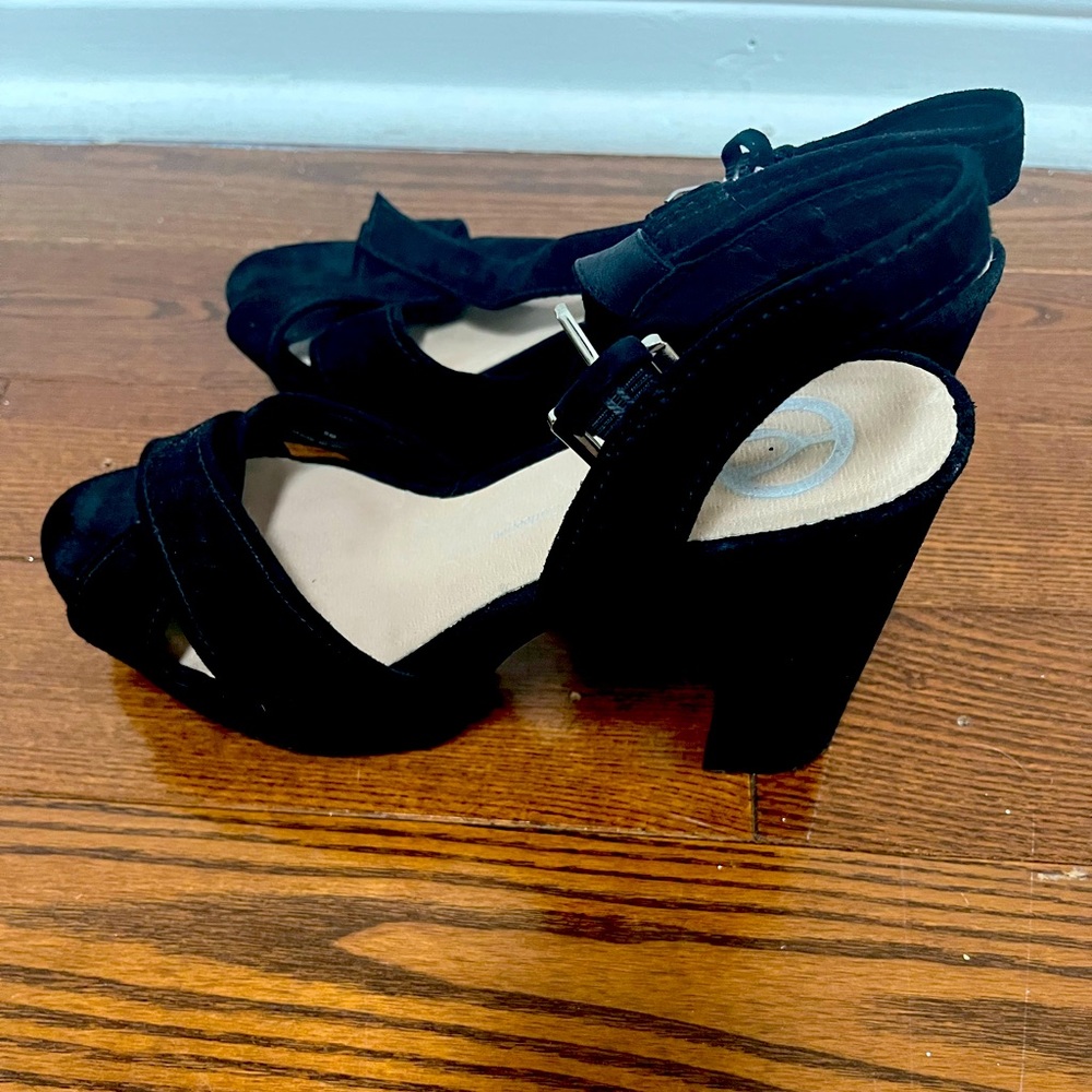 Wishbone Platform Sandals